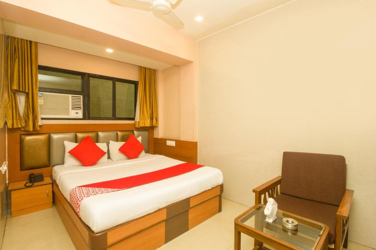 Oyo Hotel Sarovar Grand Kalamboli Dış mekan fotoğraf